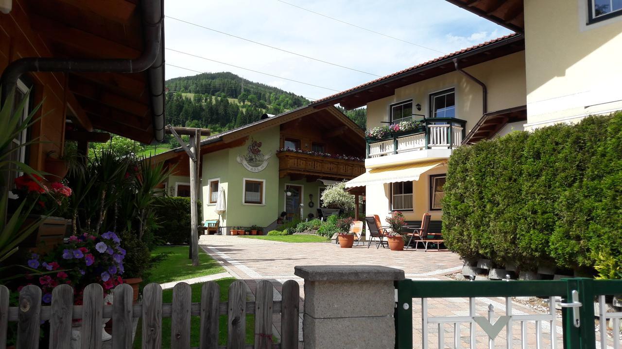Appartements Romantika & Appartement Barbara Wagrain Exterior photo
